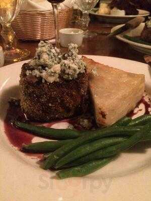 Chico Hot Springs Restaurant