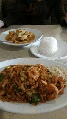 Mrs. Rios Restaurant & Thai Kitchen, San Luis