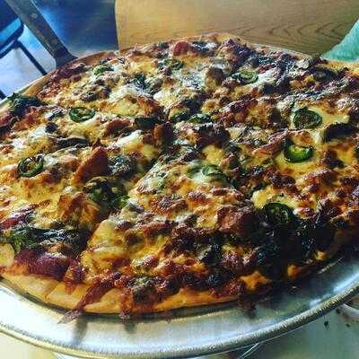 Large Mouth Pizza, Higden