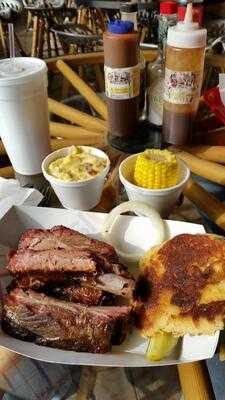 Shaffer's Farm Meat And Texas Bbq, Summertown