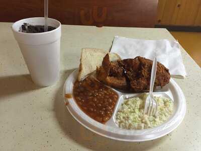 Gus's World Famous Fried Chicken, Mason