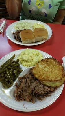 Red Top Barbecue, Guthrie