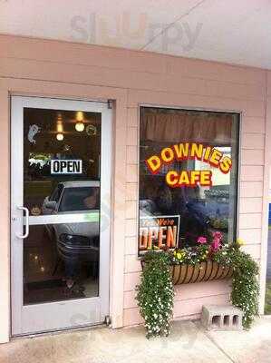 Downie's Cafe