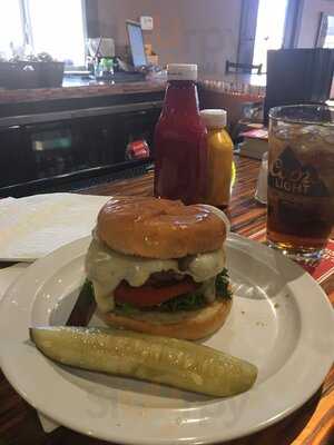 Tonto Rim Bar & Grill