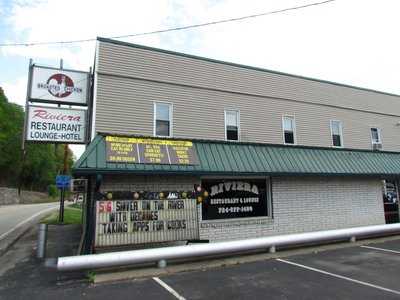 Riviera The Restaurant Lounge Hotel, Fredericktown