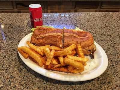 Peggy's country restaurant, Henry