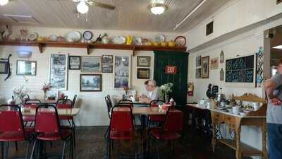 Glade Granny’s Diner