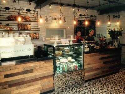 Daniel's Bakery & Cafe