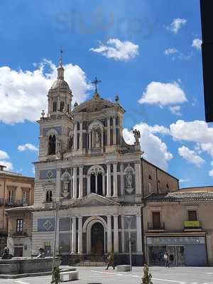 Piazza Garibaldi, Caltanissetta