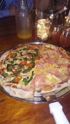 Pizza Nuestra