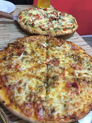 Greens Pizza, Lima