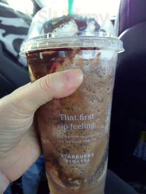 Starbucks, Lima