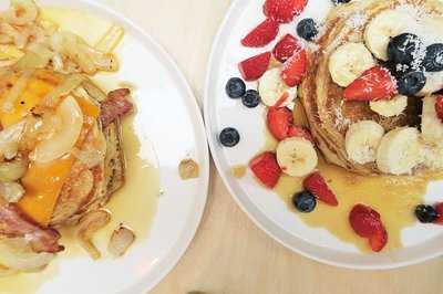 Moak Pancakes - West (formerly Mook)