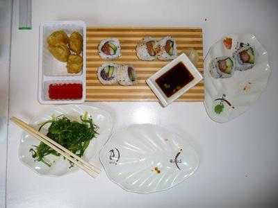 Iza Sushi & Wok