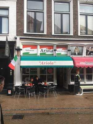 Ariola Delicatessen, Groningen