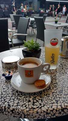 Koffie En Ijssalon Pico Bello