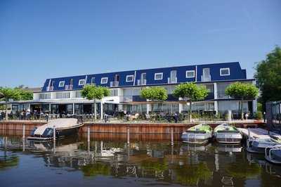 Marina Lounge Loosdrecht (by Fletcher)