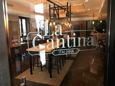 La Cantina