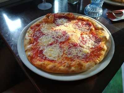 Pizzeria La Bella