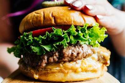 Juicy Burgers