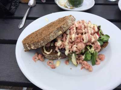 Aan Tafel - Bij Landmarkt