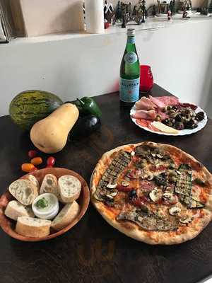 Tony Pizzas Pastas To Go