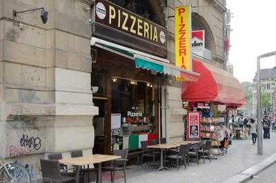 Pizzeria La Piazza