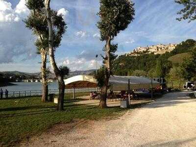 Il lago di dominici andrea, Mercatale