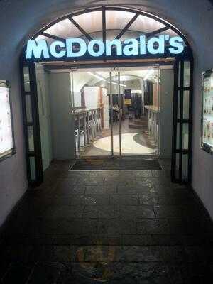 Mcdonald's Restaurant