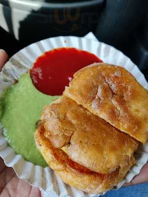 H.l. Vadapav