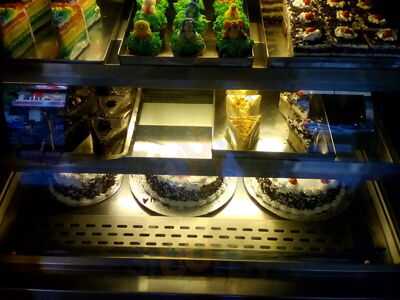 Adyar Bakery