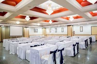 Fast Food Buffet Restaurant