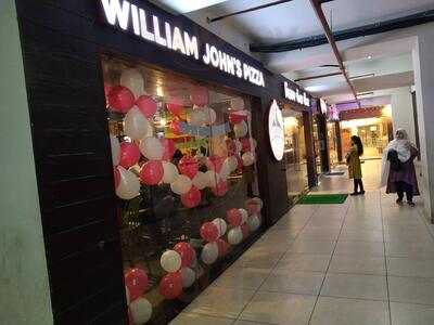 William John's Pizza