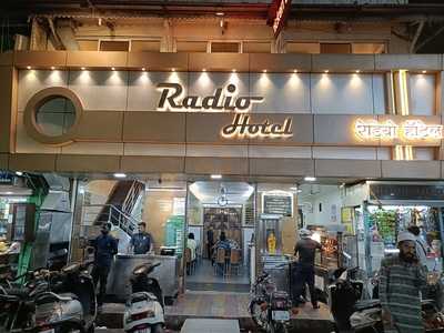 Radio Hotel Restaurant