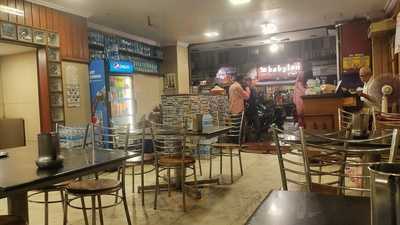 Hotel Shree Bhavan Restaurant