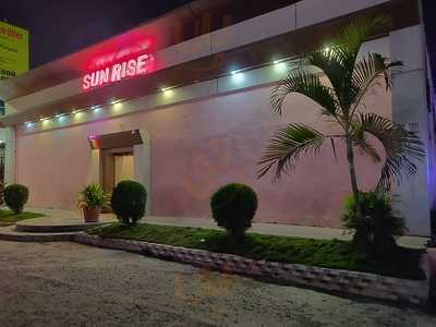 Sunrise Family Garden Restaurant