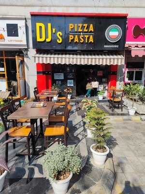 Dj's Pizza & Pasta