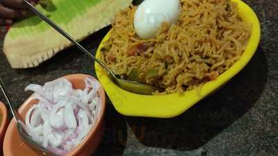 Dindukkal Briyani & Fast Food