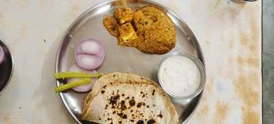 Punjabi Tadaka Dhaba Ghar Jaisa Khana