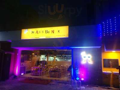 Mass Bunk Vegetarian Restaurant