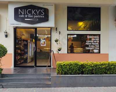 Nicky's Cafe & Fine Pastries