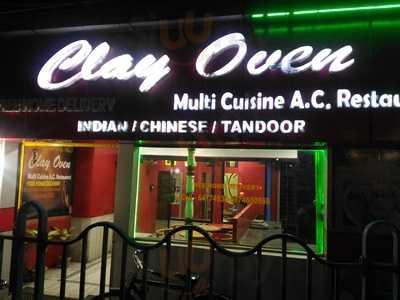 Clay oven