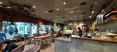 Starbucks Forum Mall