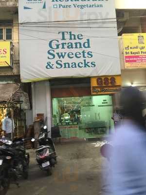 Grand Sweets and Snacks Restaurant