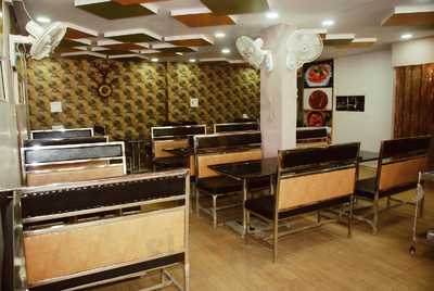 Hamza Multicuisine Restaurant