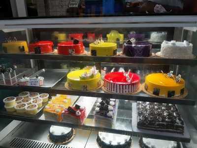 Benney Bakes N Cakes