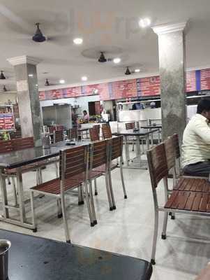 Hotel Srinivasa Restaurant