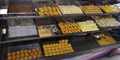 Maruti Sweets