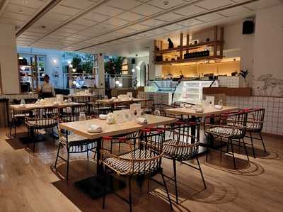 Hotel Arkavathi Restaurant