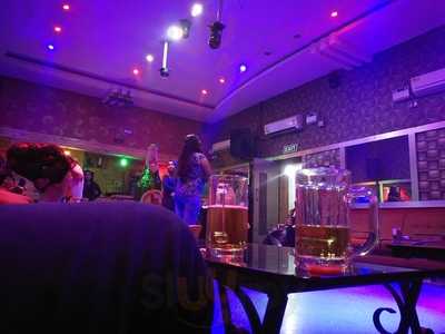 Flame Pub and Restaurant